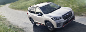【日産・エクストレイル】VS【スバル・フォレスター】　徹底比較！どっちが乗りやすいの？